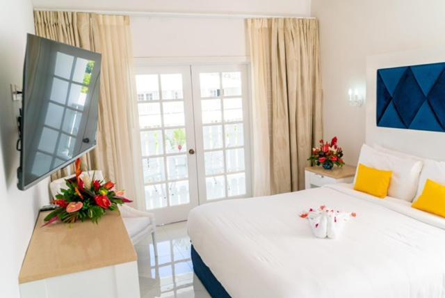 The Soco House - All-Inclusive (Adults Only) Кастри Екстериор снимка