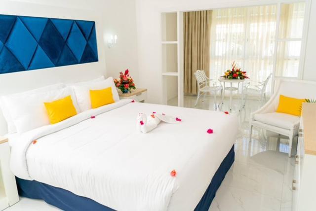 The Soco House - All-Inclusive (Adults Only) Кастри Екстериор снимка